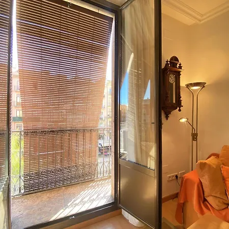 Th61 Vacacional Plaza De La Font Appartamento
